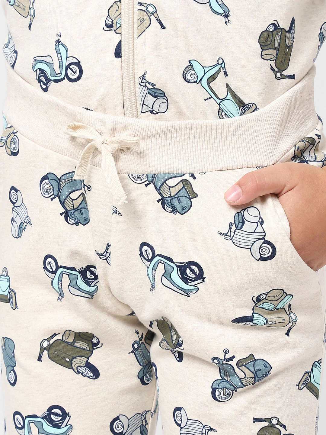 BOYS Beige Graphic Print Sweatshorts - Image 5