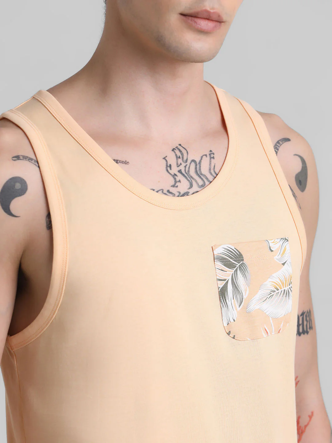 Peach Tropical Print Pocket Vest - Image 5