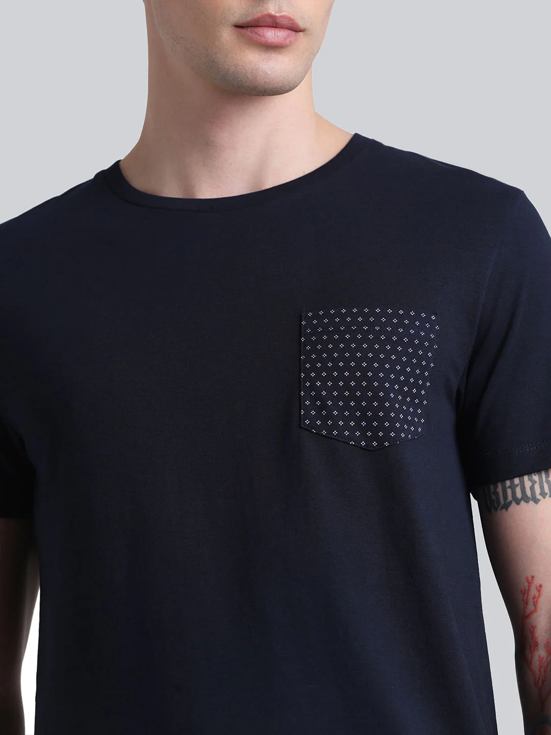 Navy Blue Chest Pocket T-shirt - Image 5
