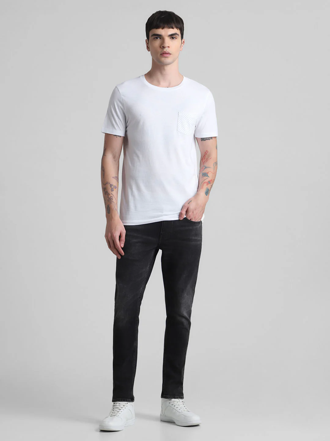 White Chest Pocket T-shirt - Image 6