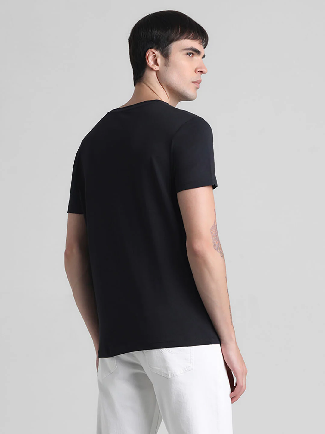 Black Graphic Print Crew Neck T-shirt - Image 4