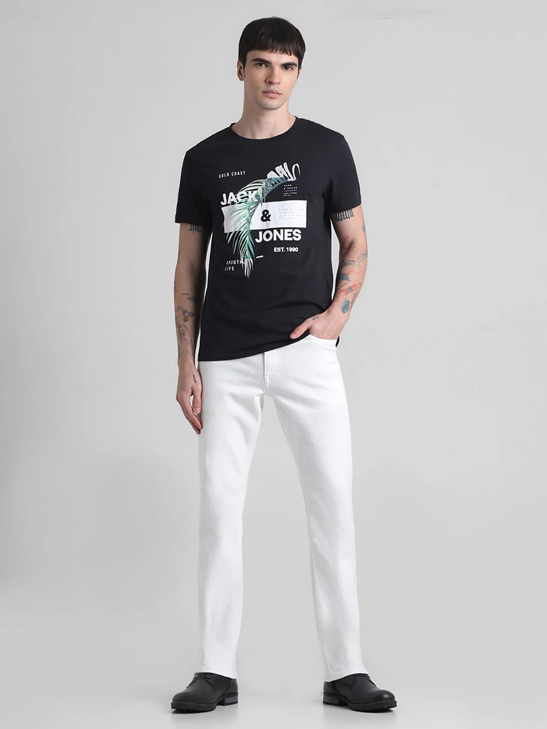 Black Graphic Print Crew Neck T-shirt - Image 6