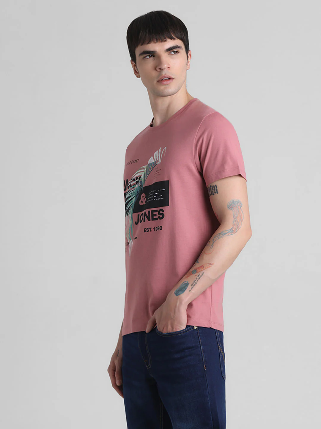 Pink Graphic Print Crew Neck T-shirt - Image 3