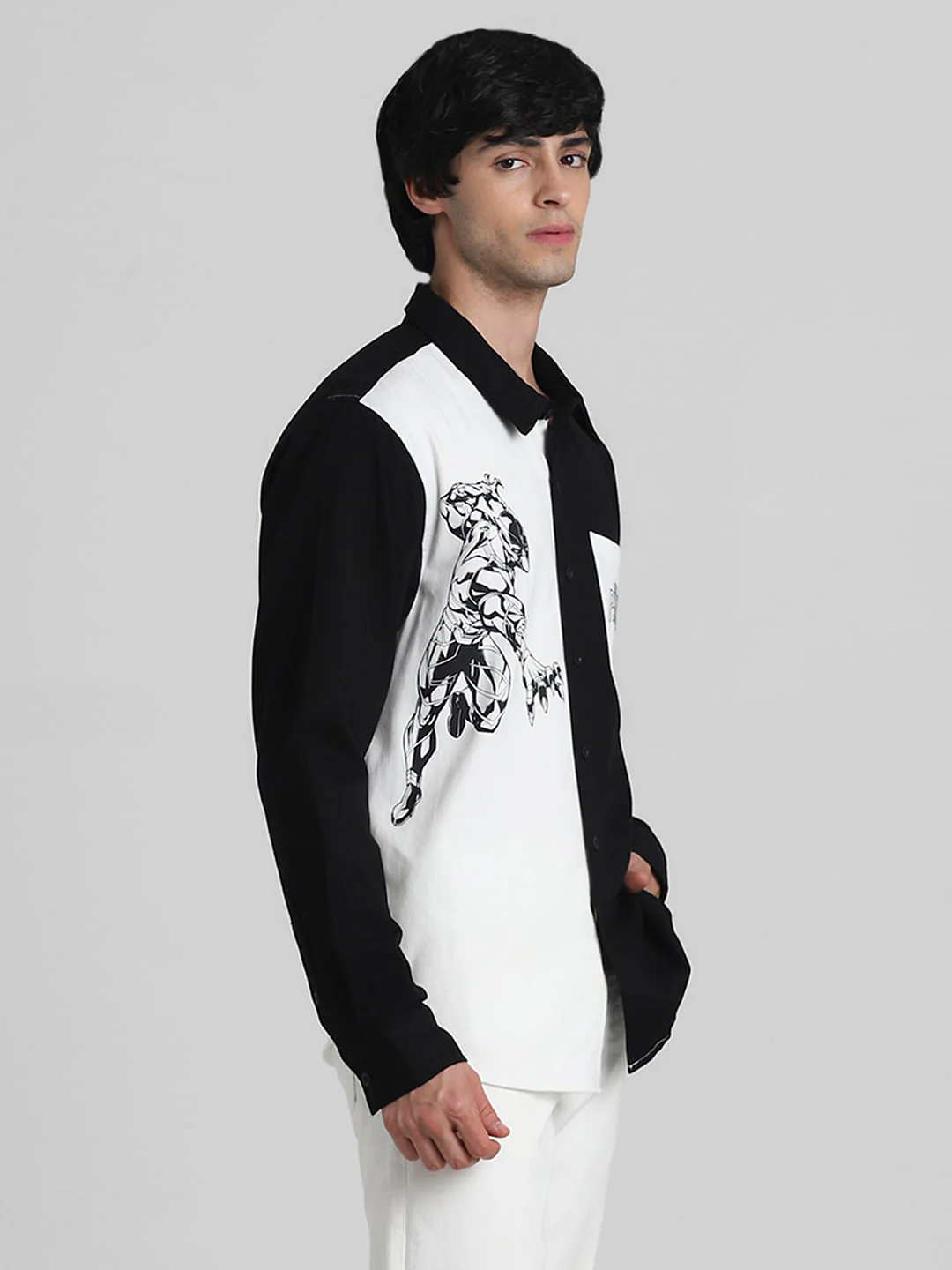 Jack&Jones X Black Panther White Colourblocked OVERSIZED Shirt - Image 3