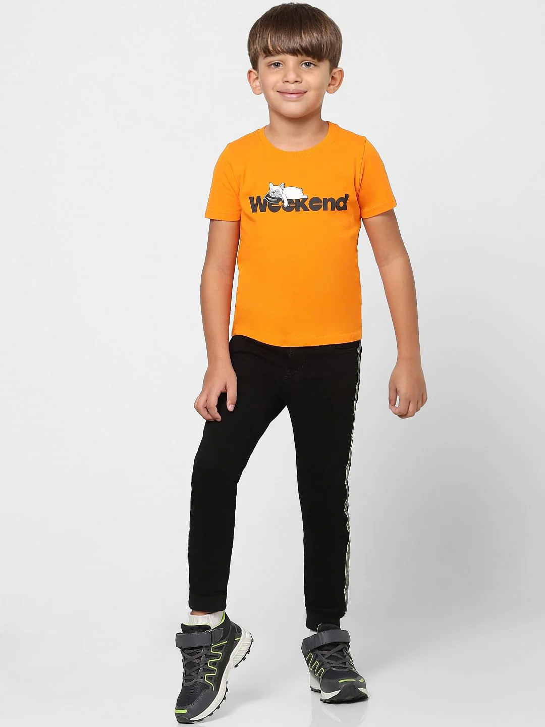 Boys Black Mid Rise Denim Joggers