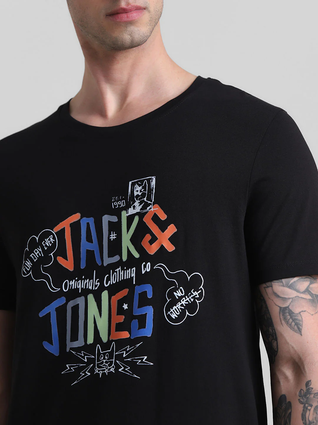 Black Logo Print Crew Neck T-shirt - Image 5