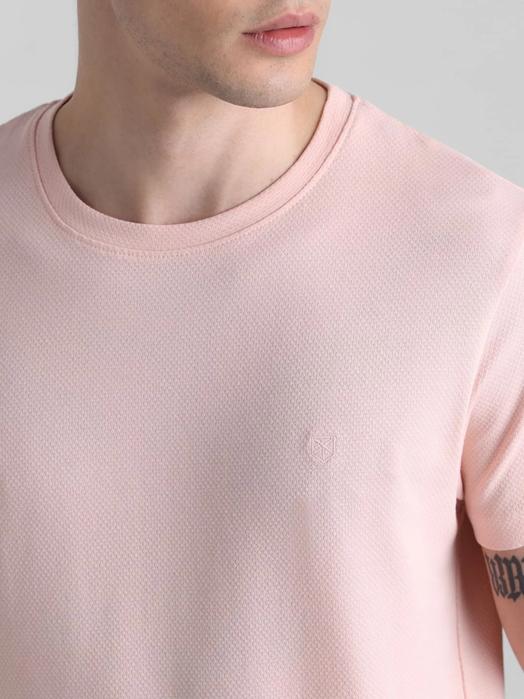 Pink Jacquard Crew Neck T-shirt - Image 5