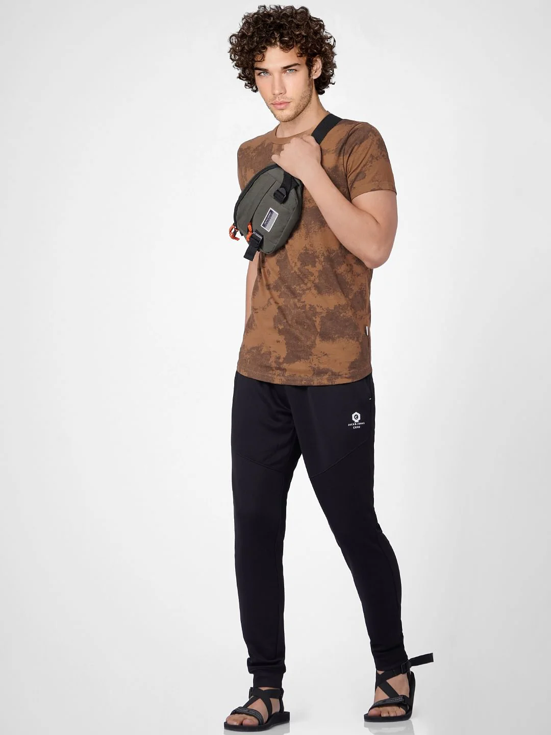Brown Abstract Print Crew Neck T-shirt