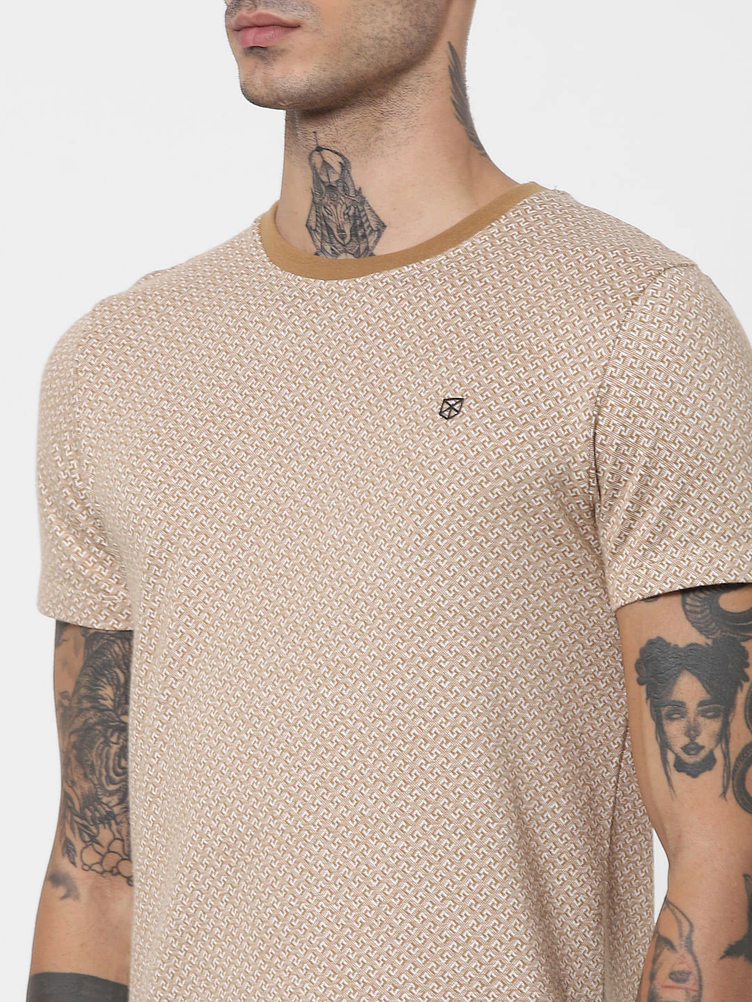 Brown Jacquard Crew Neck T-shirt - Image 5