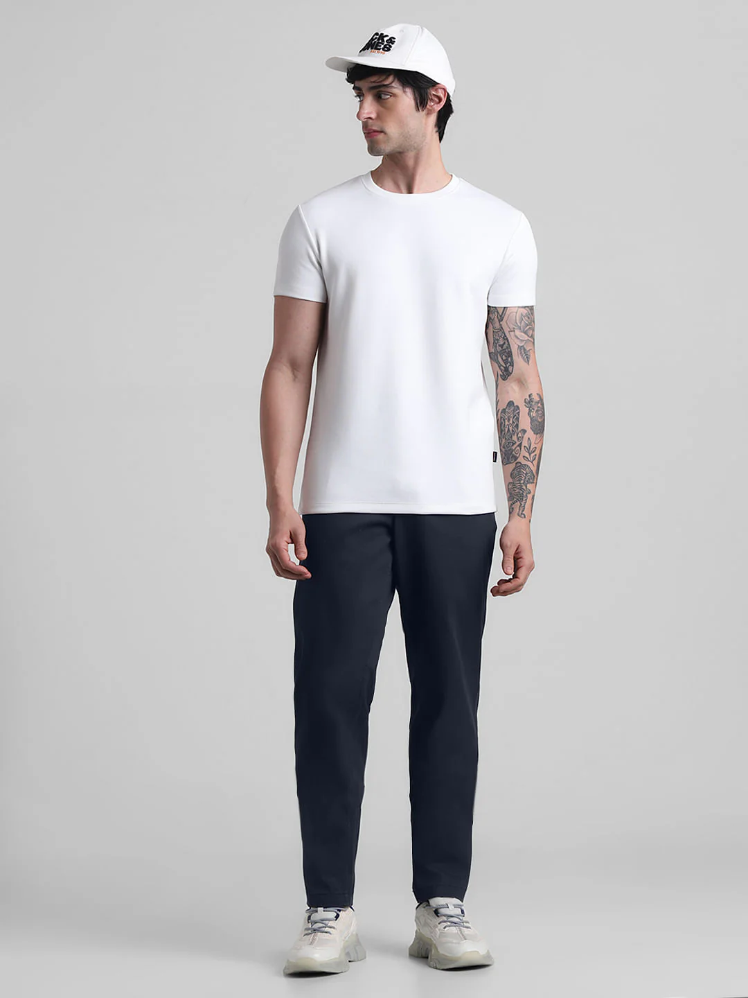 Navy Blue Mid Rise Pleated Chinos - Image 5
