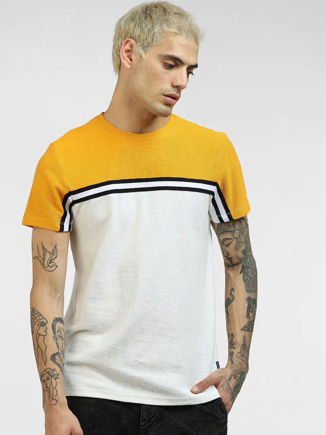 Colourblocked Knit T-shirt - Image 2