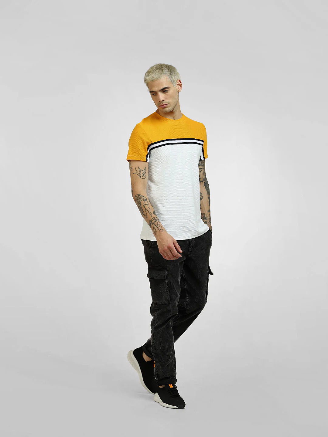 Colourblocked Knit T-shirt - Image 6