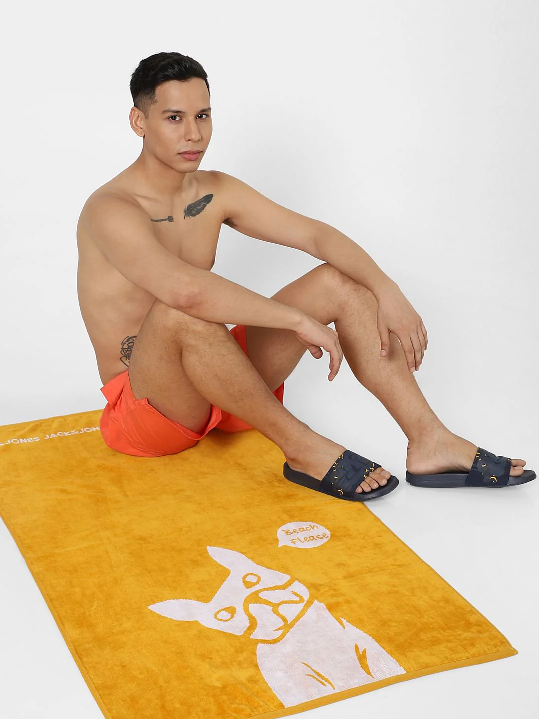 Brown Logo Print Towel - Image 3