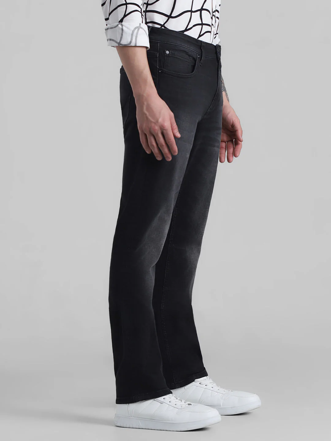 Low Rise Regular Fit Jeans - Black - Image 2