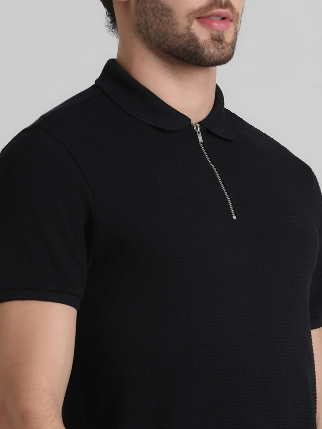 Black Zip-Up Jacquard Polo T-shirt - Image 5