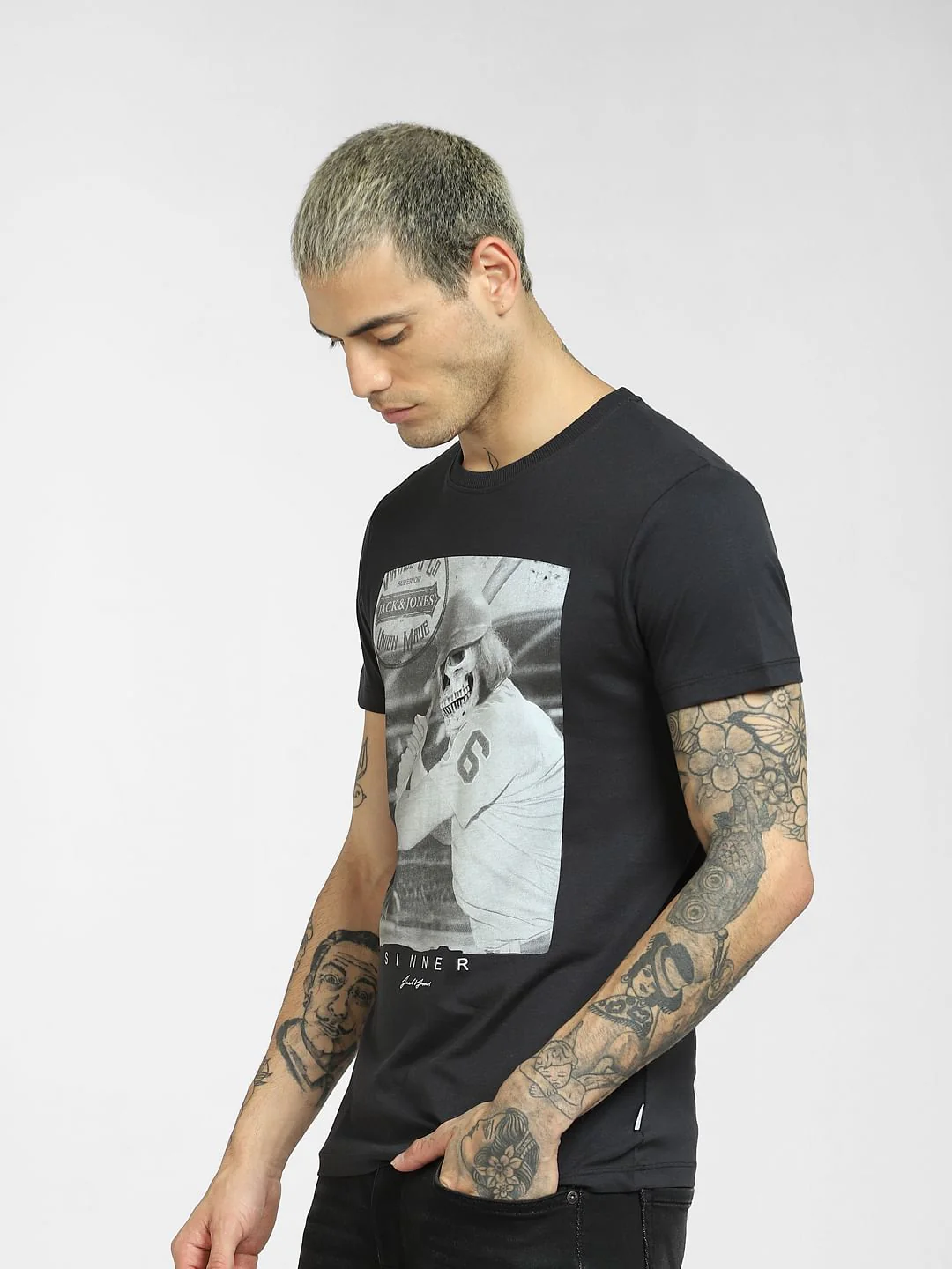 Black Graphic Print Crew Neck T-shirt - Image 3