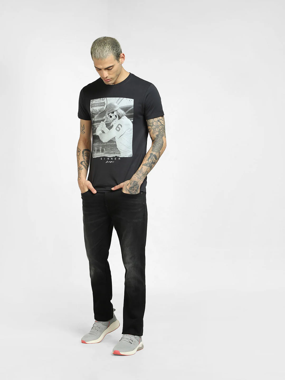Black Graphic Print Crew Neck T-shirt - Image 6