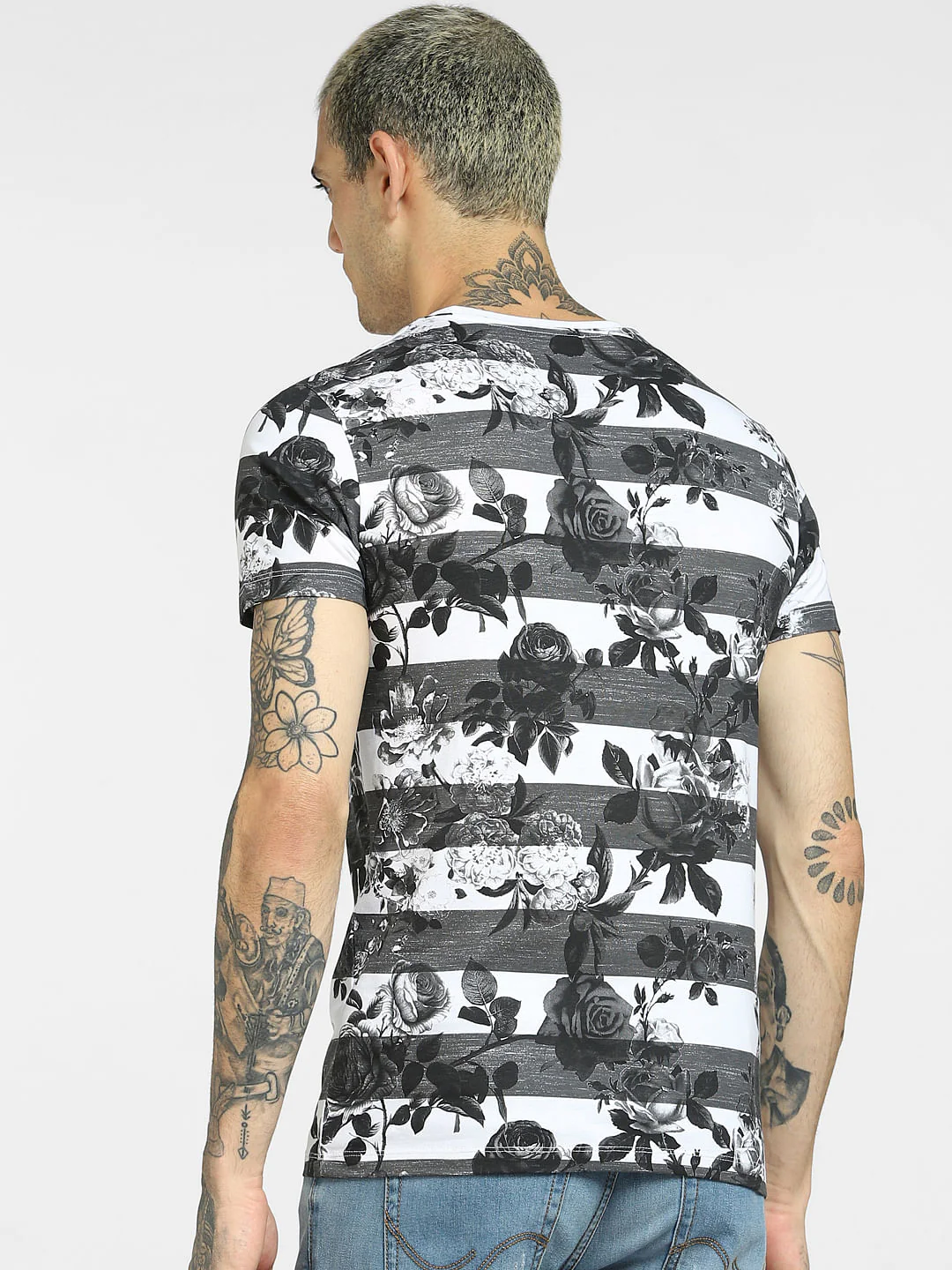 Black Striped Crew Neck T-shirt - Image 4
