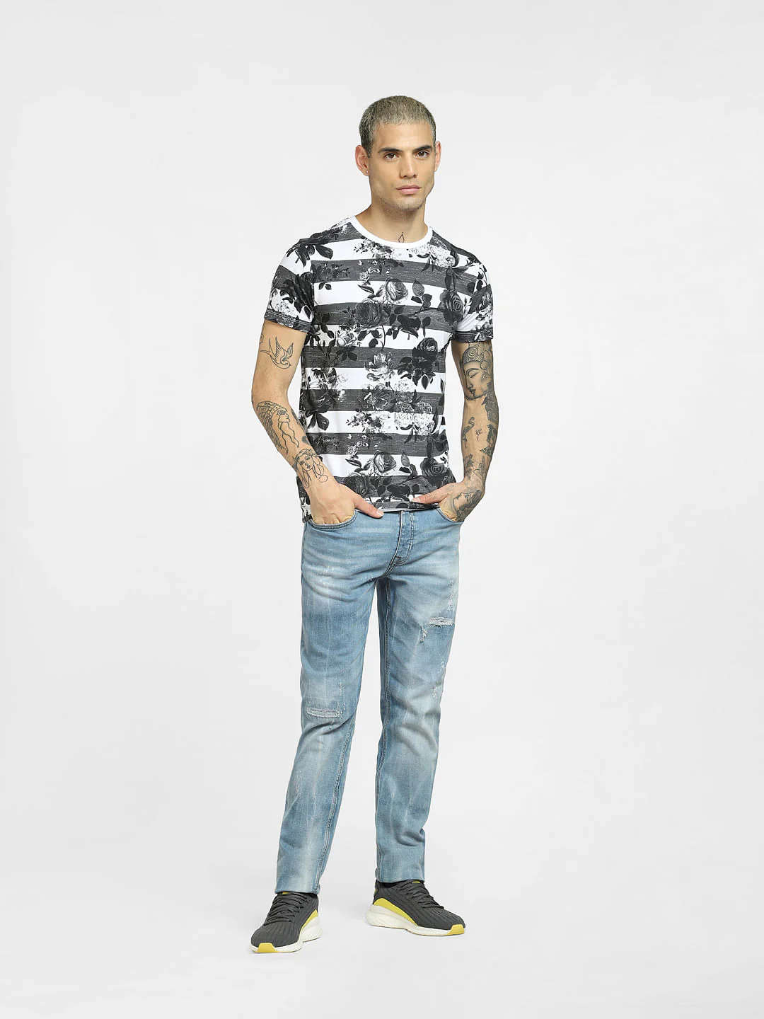 Black Striped Crew Neck T-shirt - Image 6