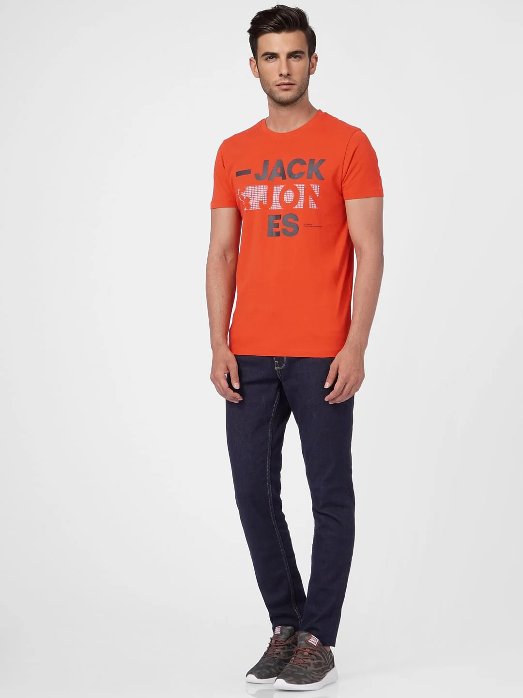 Red Graphic Print Crew Neck T-shirt - Image 5
