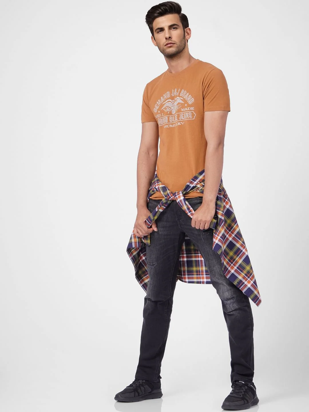Brown Graphic Print Crew Neck T-shirt
