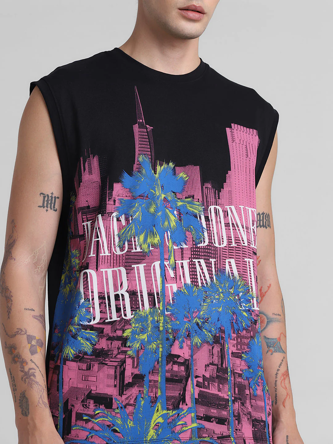 Black Tropical Print Sleeveless T-shirt - Image 5