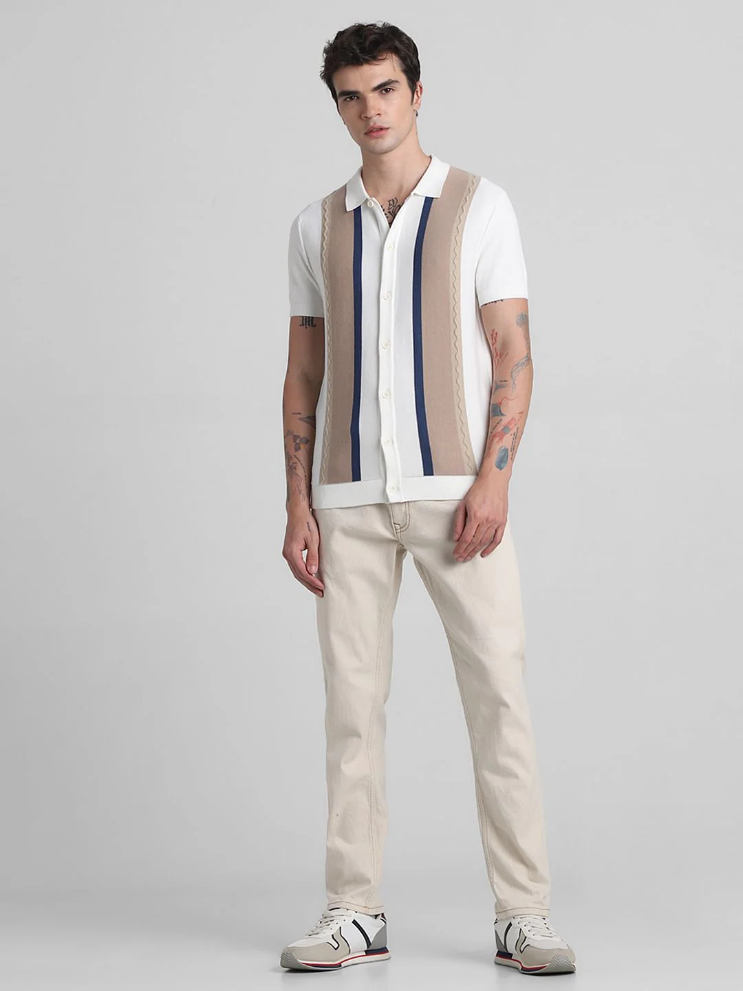 White Front Open Knitted Polo - Image 6