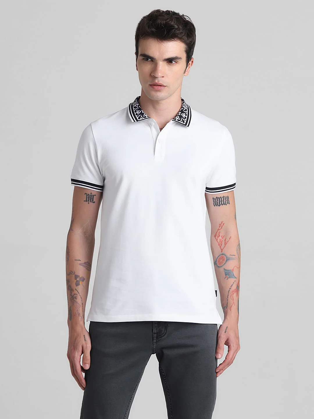 White Printed Collar Polo T-shirt - Image 2