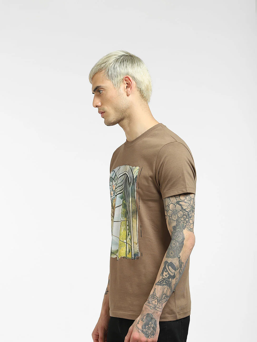 Brown Graphic Print Crew Neck T-shirt - Image 3