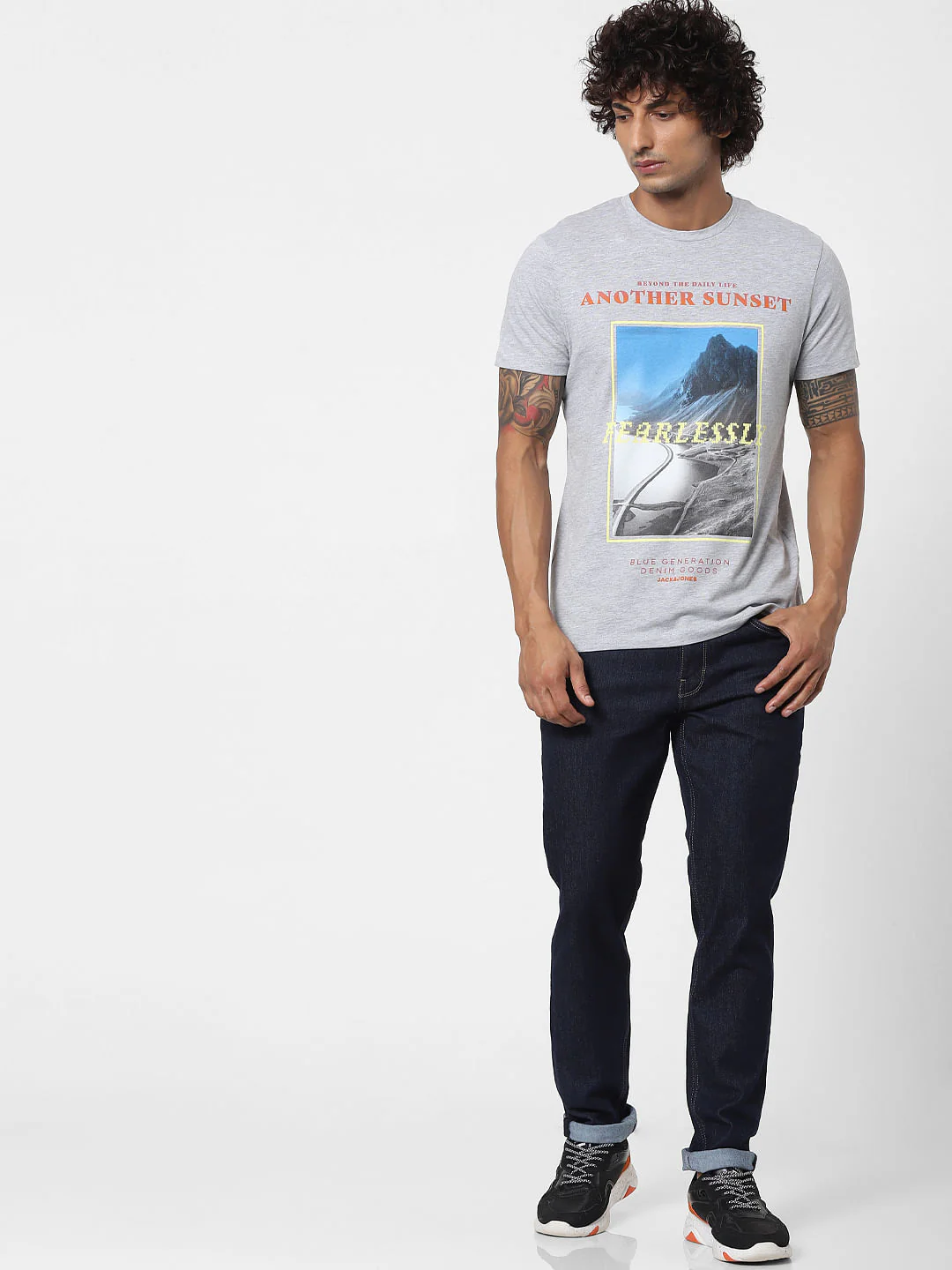 Grey Graphic Print Crew Neck T-shirt - Image 6