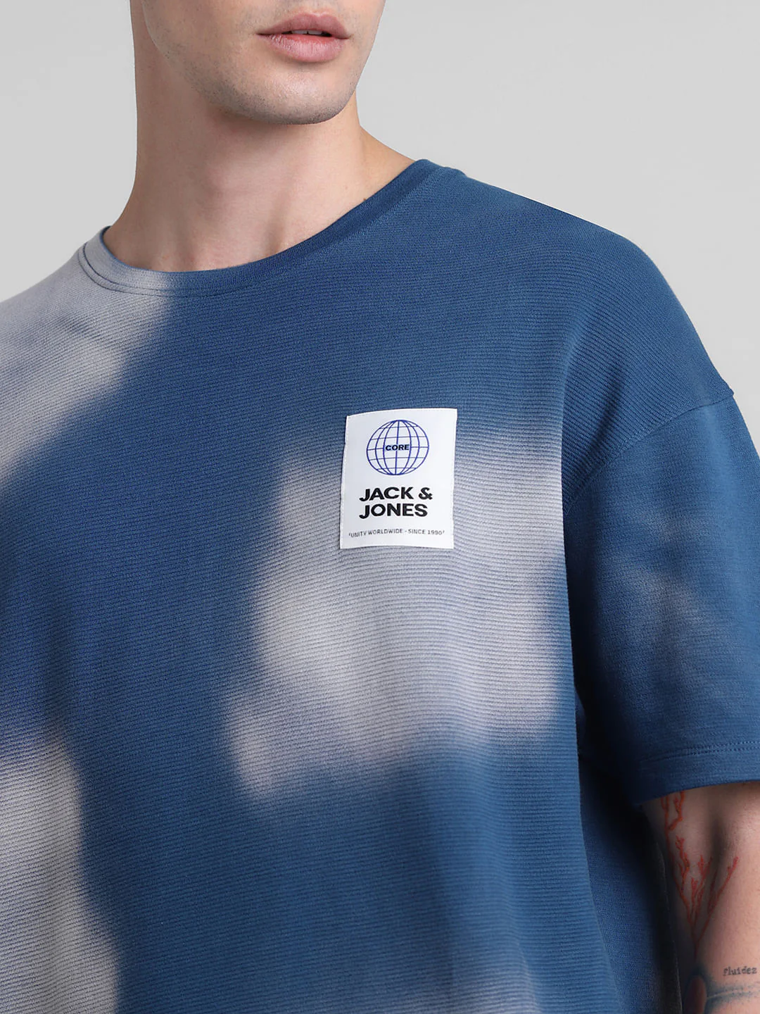 Blue Colourblocked Crew Neck T-shirt - Image 5