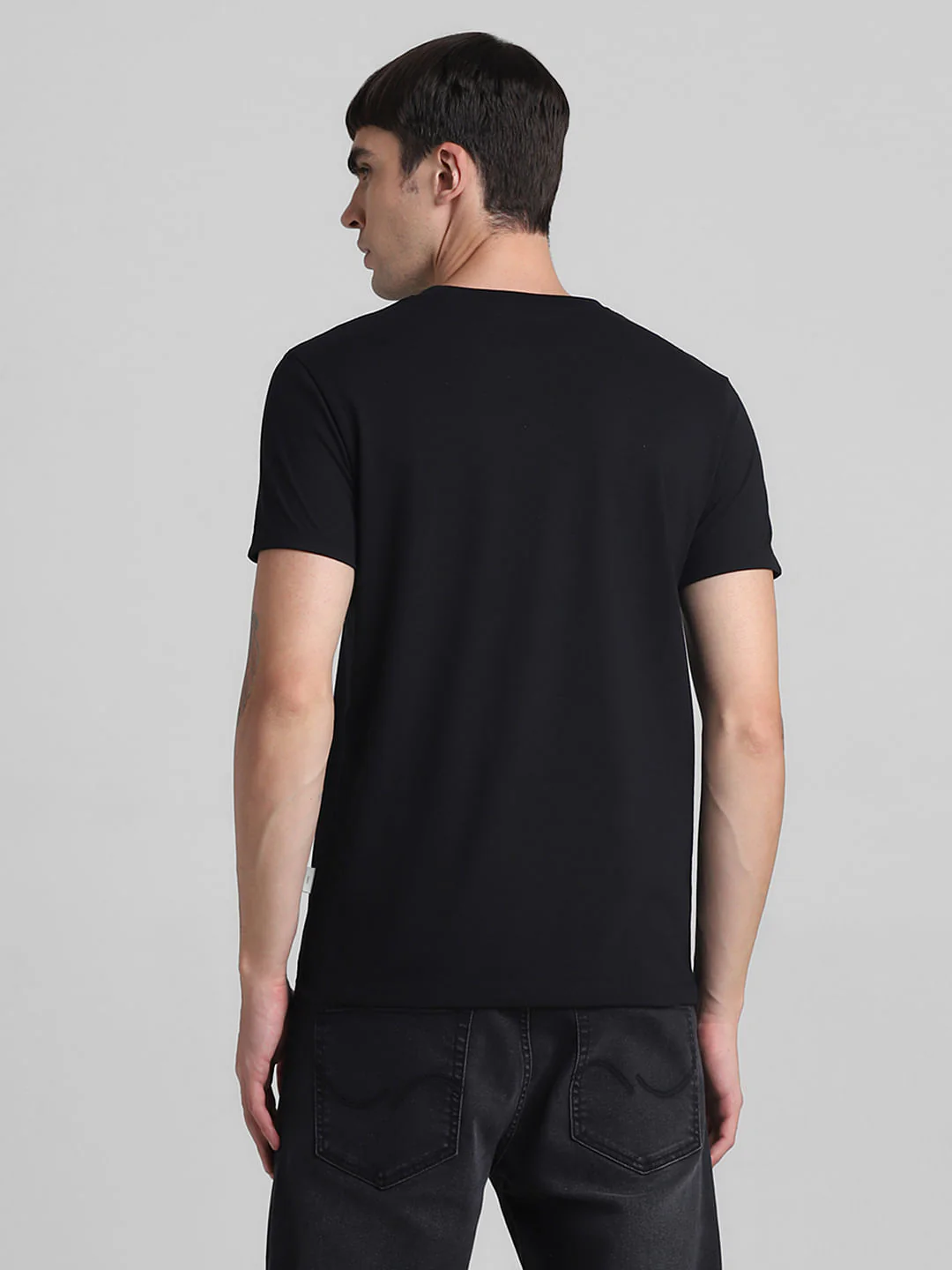 Black Printed Crew Neck T-shirt - Image 4