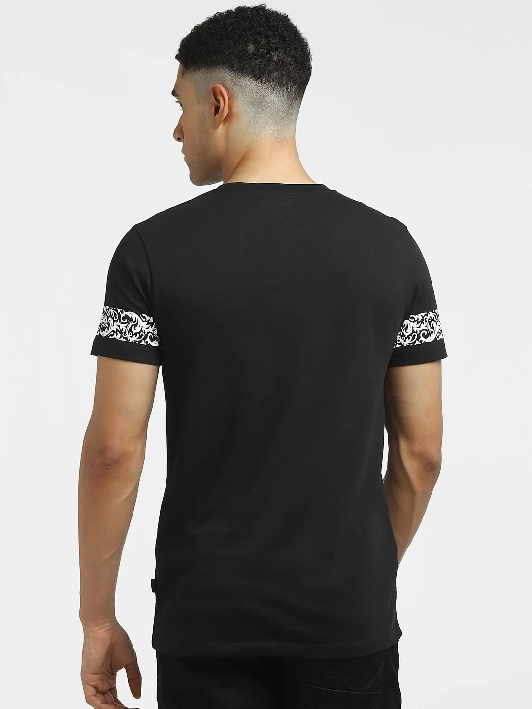 Black Graphic Print Crew Neck T-shirt - Image 4
