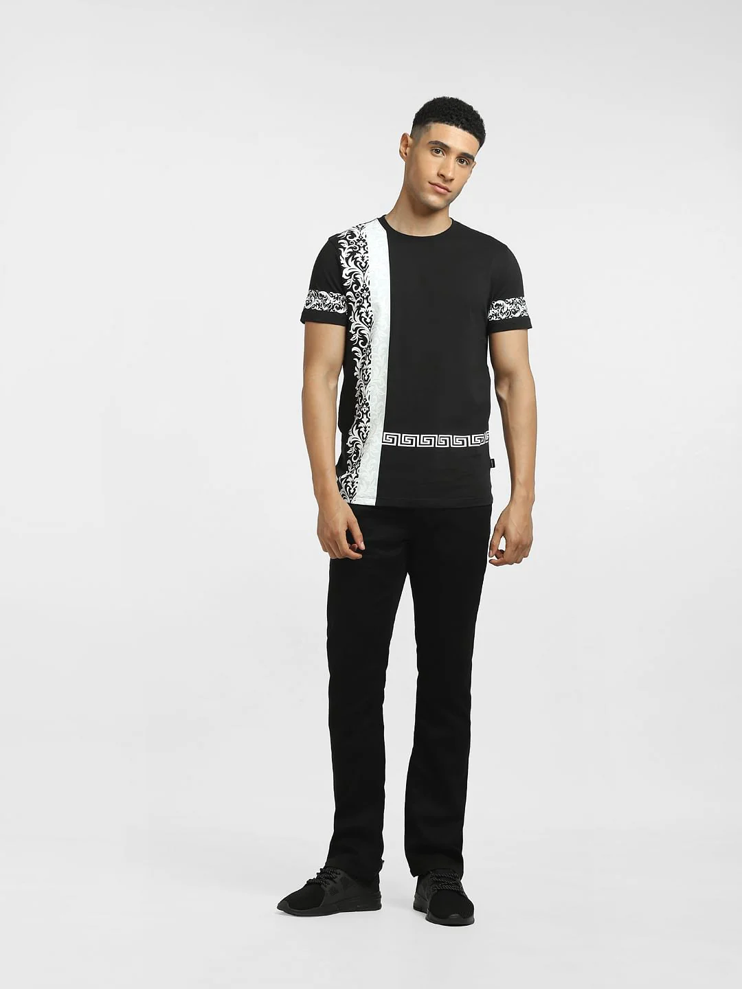 Black Graphic Print Crew Neck T-shirt - Image 6