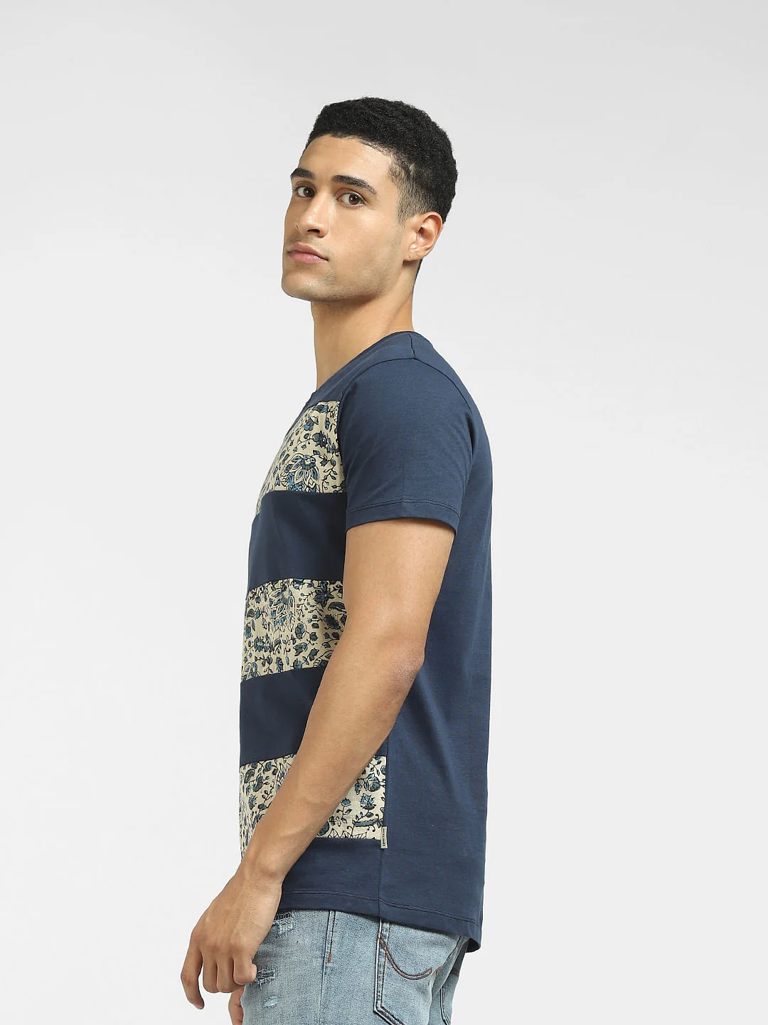 Blue Graphic Print Crew Neck T-shirt - Image 3