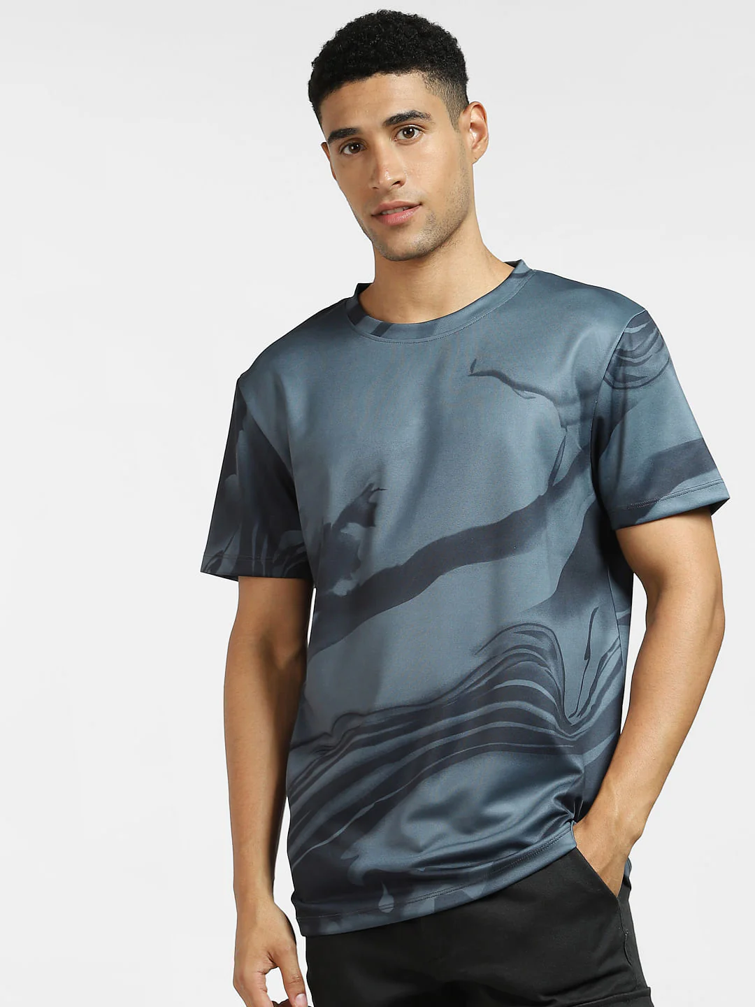 Black Crew Neck T-shirt - Image 2