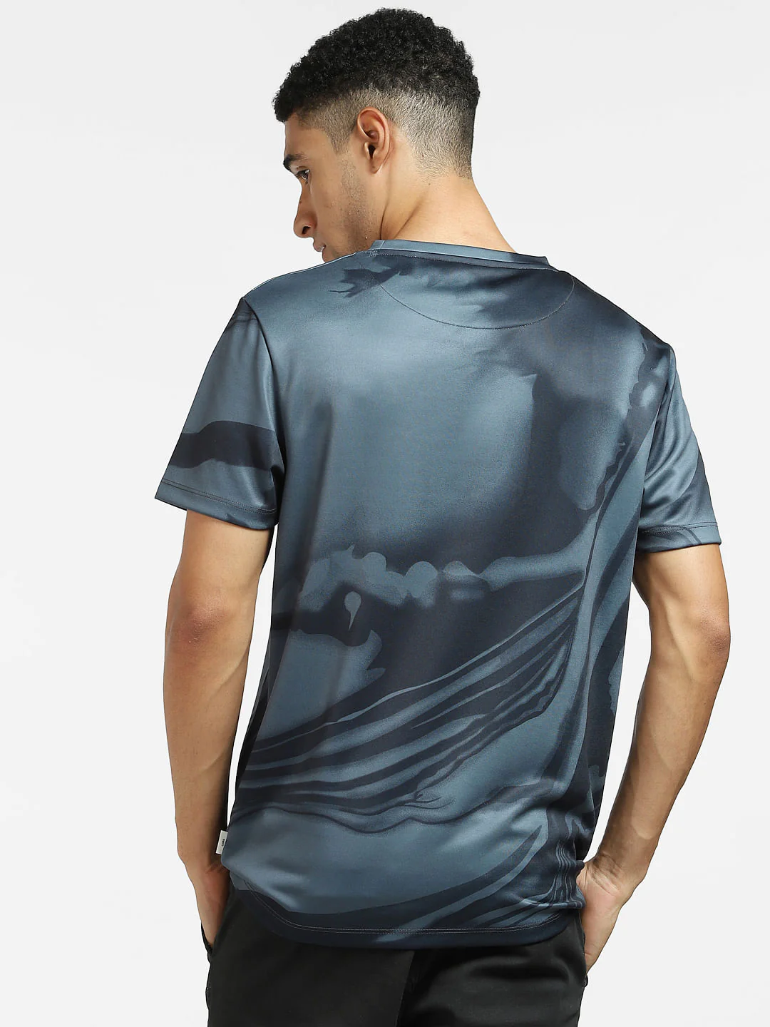 Black Crew Neck T-shirt - Image 4