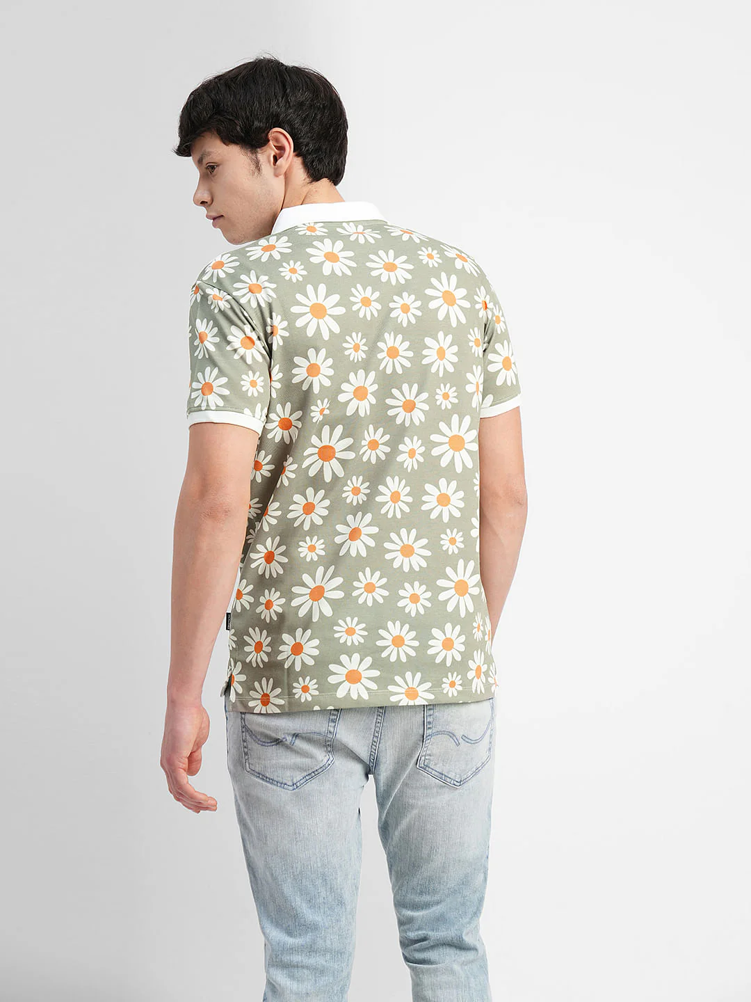 White Floral Print Polo Neck T-shirt - Image 4