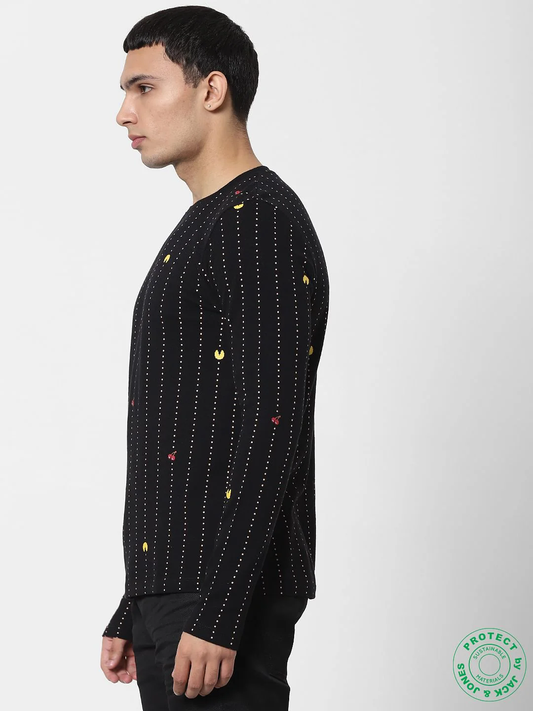 x PAC-MAN Black Gaming Print Full Sleeves T-shirt - Image 2
