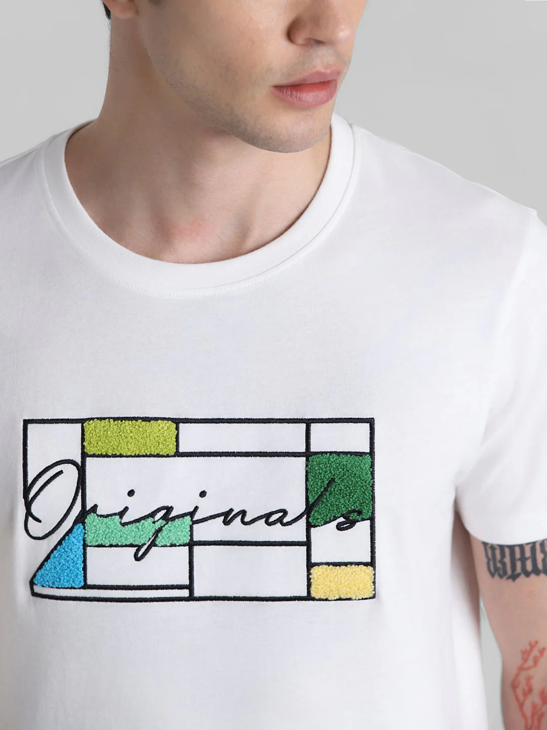 White Embroidered Logo Crew Neck T-shirt - Image 5