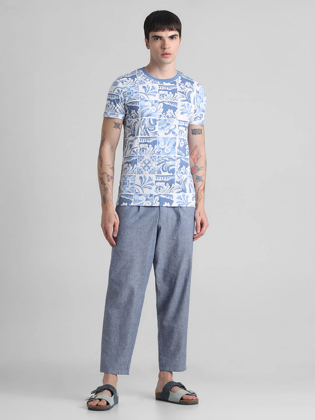 Blue Tile Graphic Print T-shirt - Image 6