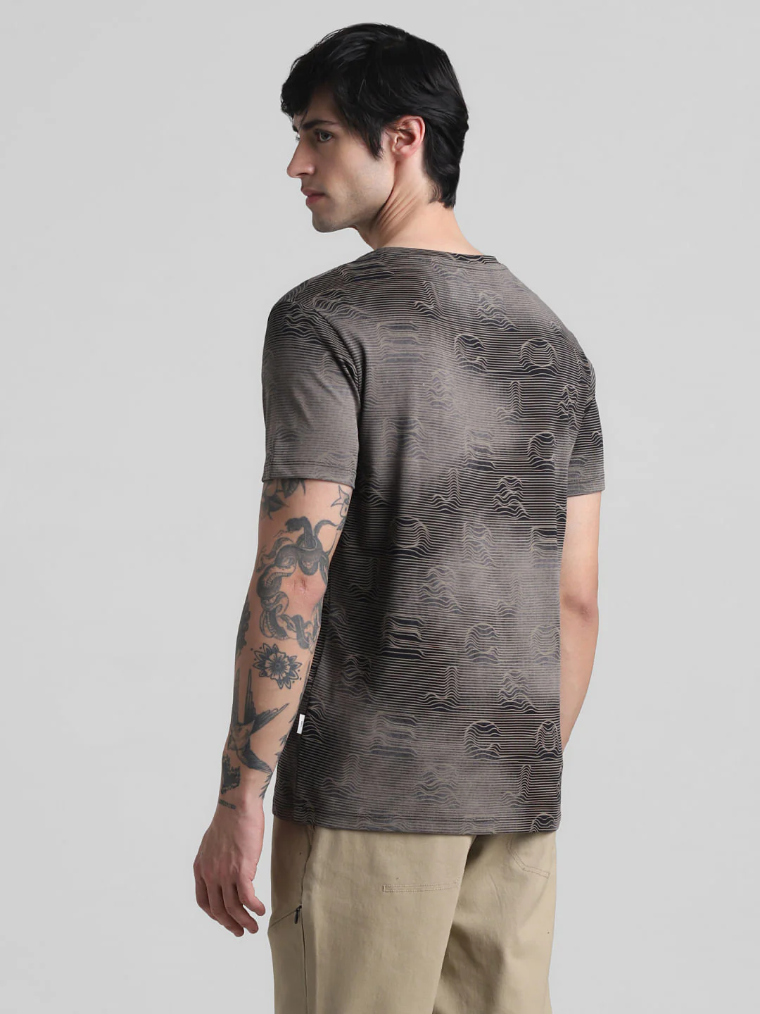 Black Logo Engrave Oversized T-shirt - Image 4