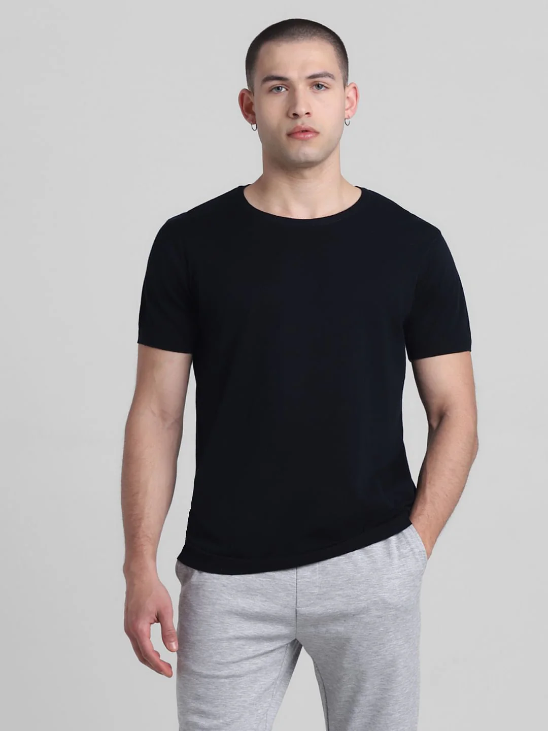 Navy Blue Crew Neck T-shirt - Image 2