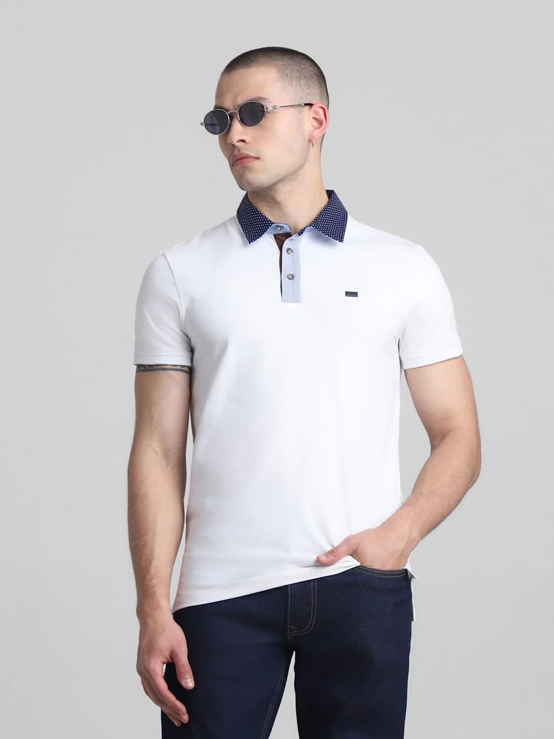 White Contrast Collar Polo T-shirt