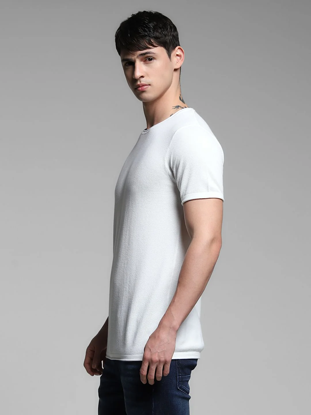 White Crew Neck Knitted T-shirt - Image 3