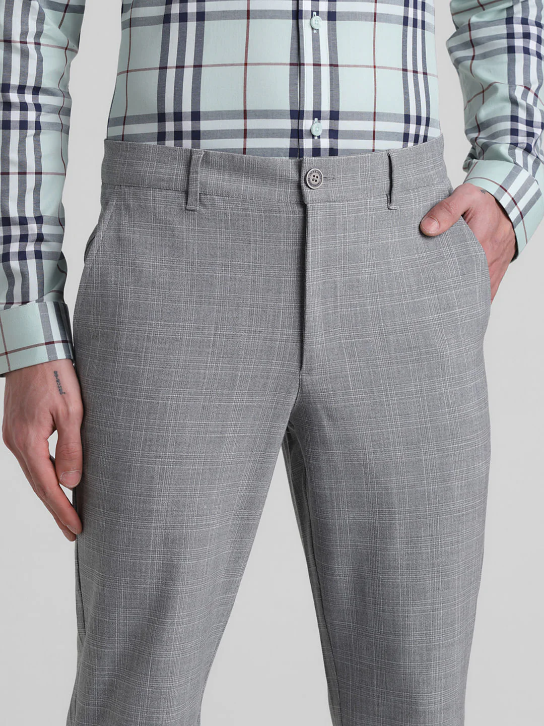 Grey Mid Rise Check Print Pants - Image 4