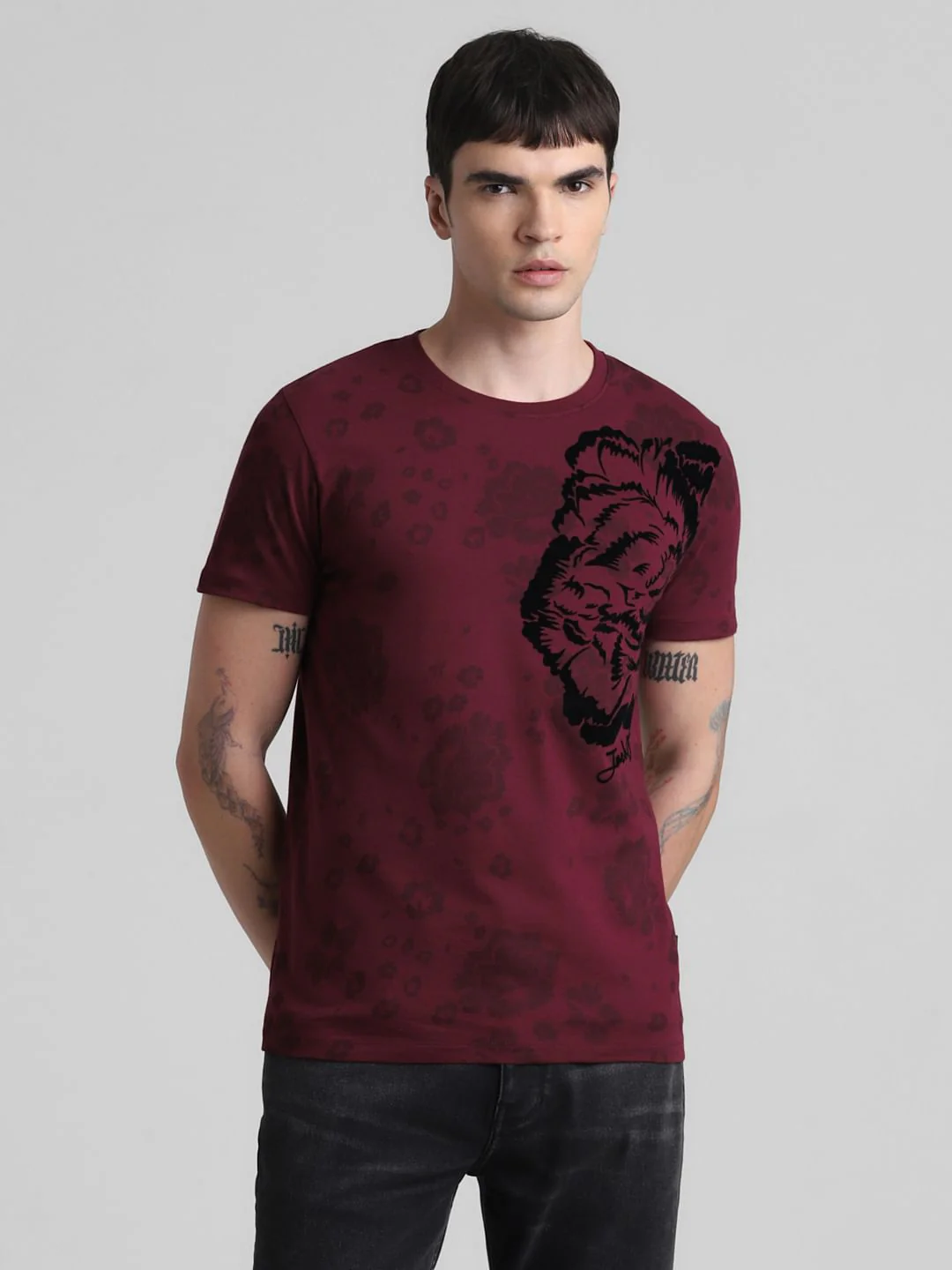 Maroon Floral Print Crew Neck T-shirt - Image 2