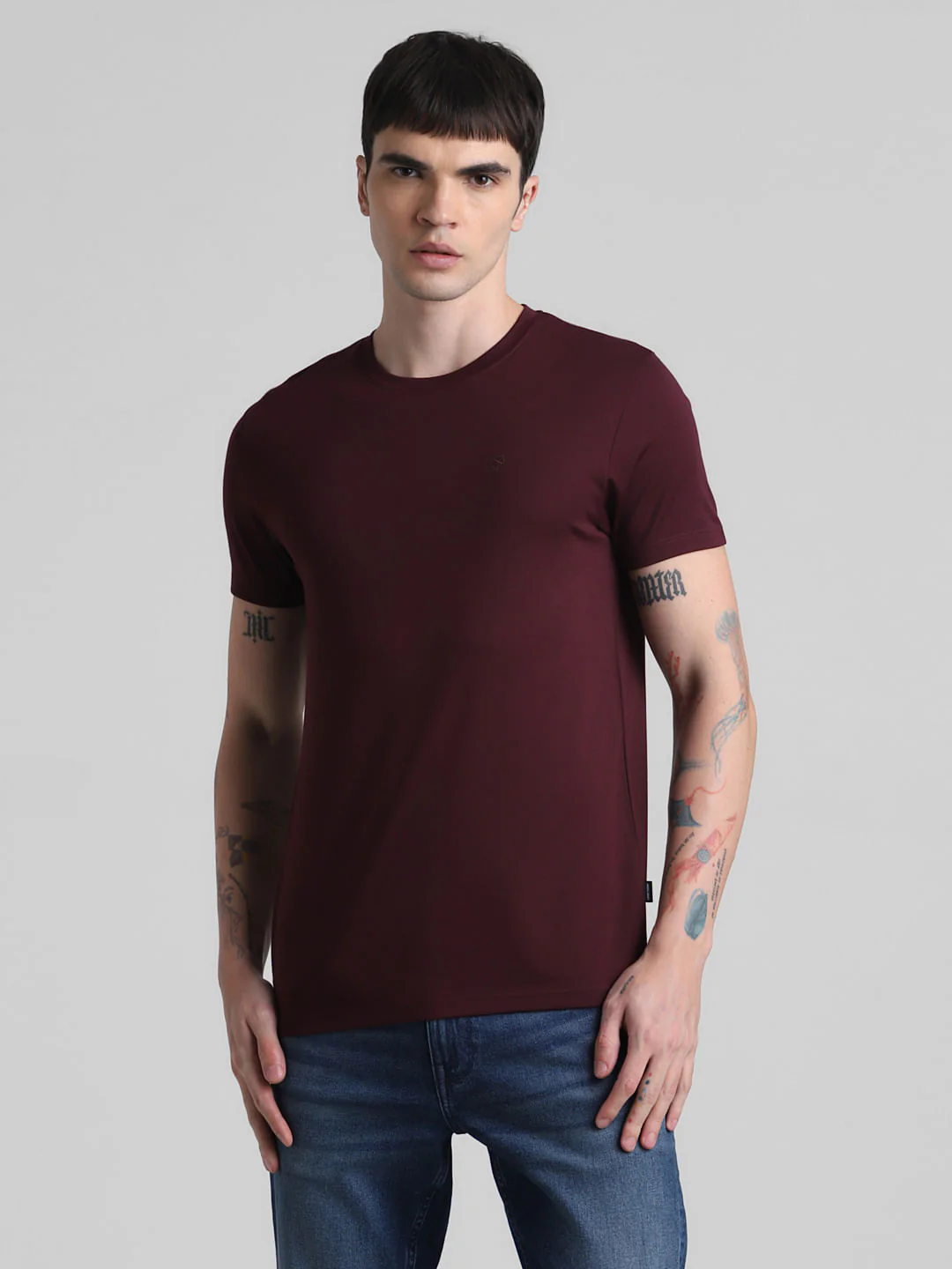 Maroon Crew Neck T-shirt - Image 2