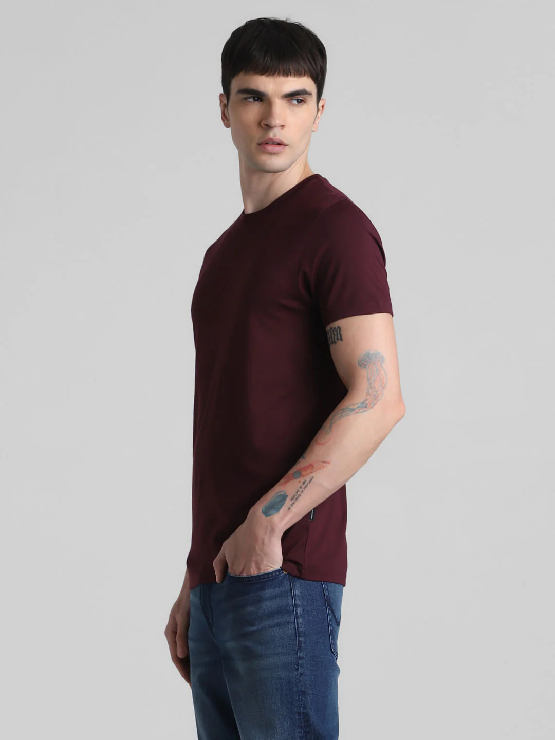 Maroon Crew Neck T-shirt - Image 3