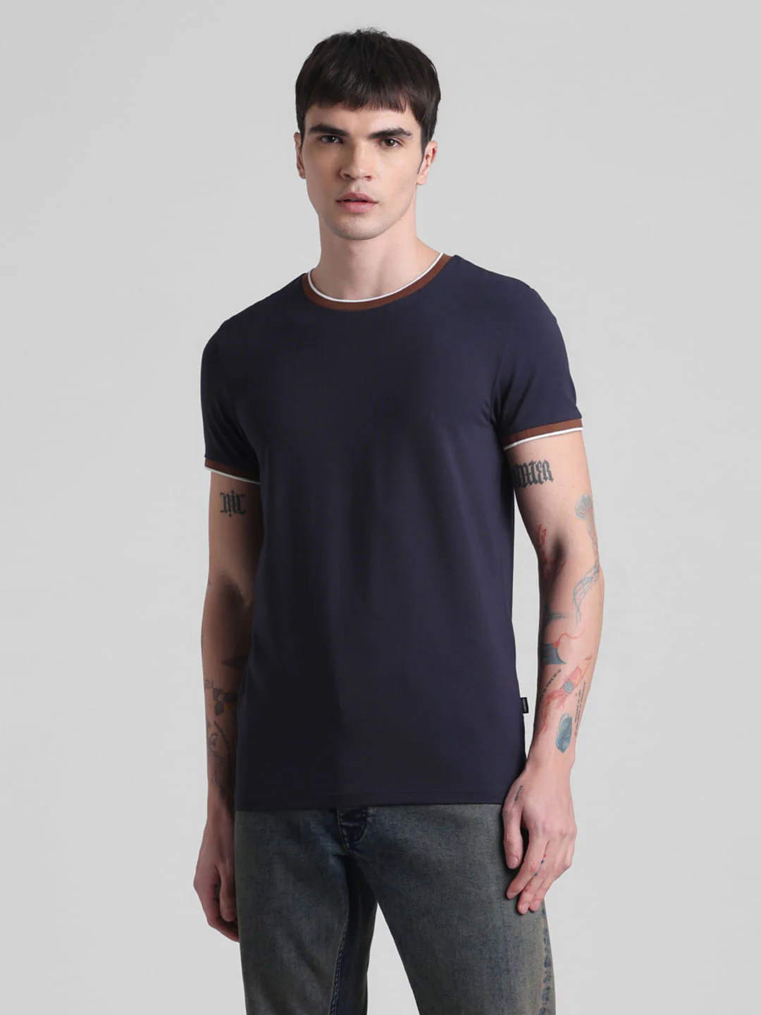 Blue Contrast Tipping Crew Neck T-shirt - Image 2